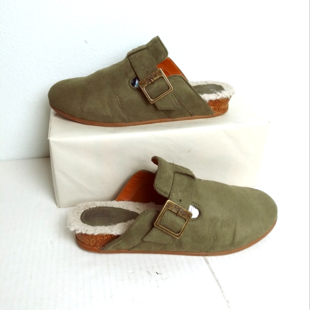 Zodiac Maui 7M Mule Slippers Shoes Faux Fur Green Suede